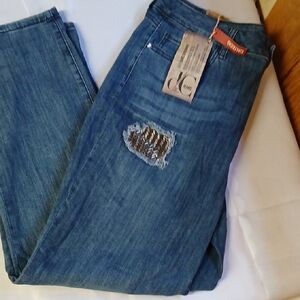 Sz18 Stretchy Distressed Slightly Curvy Jeans With Bling